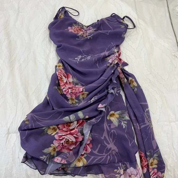 lucy in the sky purple flower dress Floral Strapless Asymmetrical Dress in Lavender